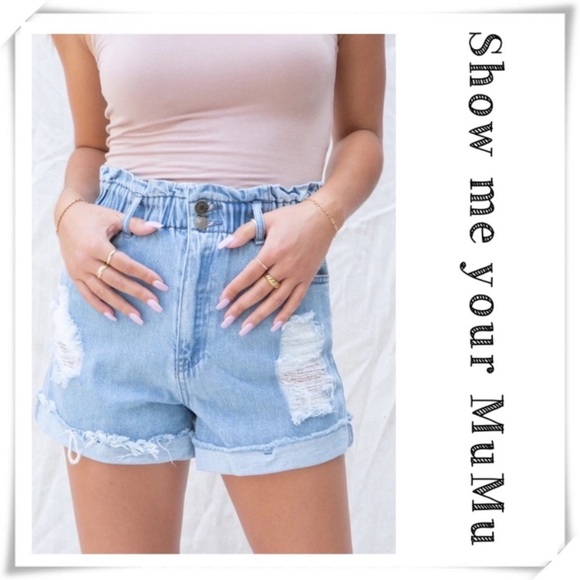 Show Me Your MuMu Emilia Jean Shorts
Elastic Waistband High Rise Like New - Picture 5 of 16